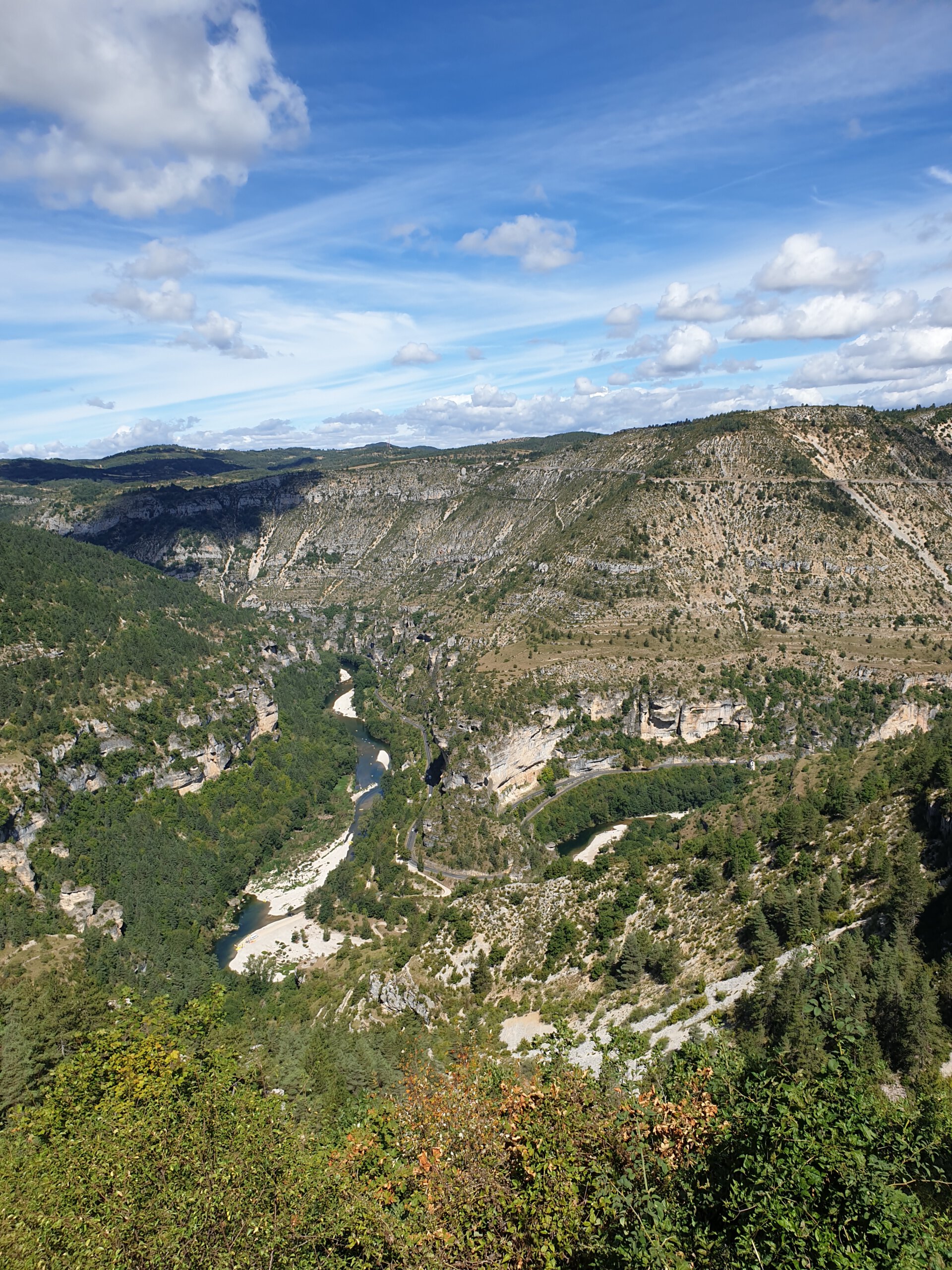 Uitzicht vanuit Gorge du Tarn vanaf de hoogvlakte van de Cevennen