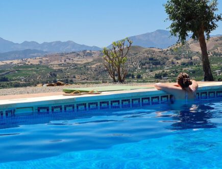 Uitzicht vanaf het zwembad bij Finca Feliz Andaluz