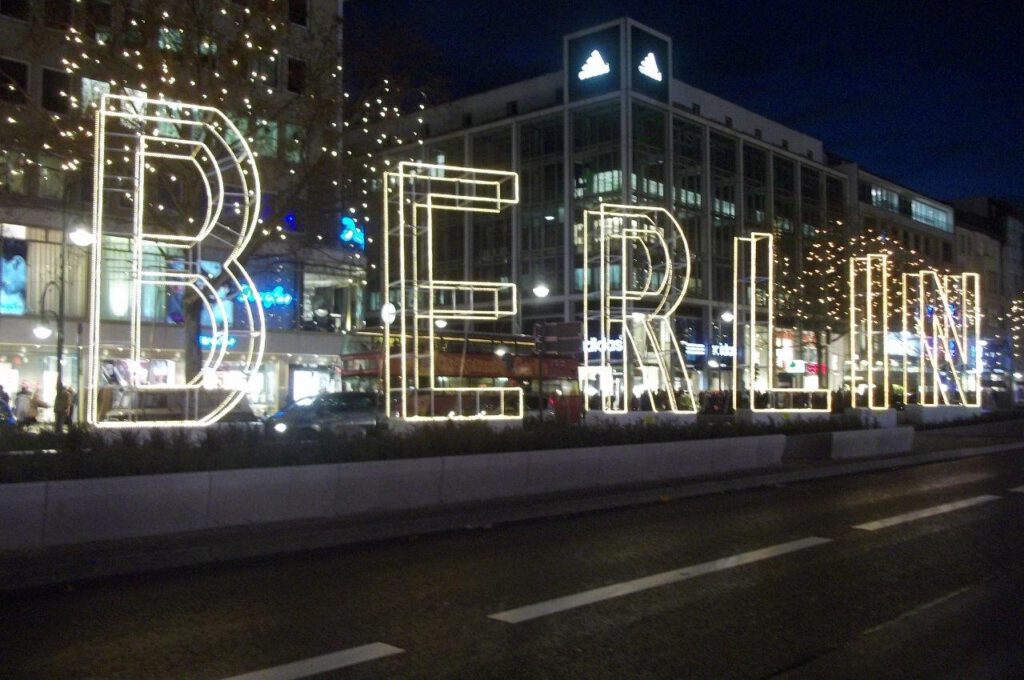Letters BERLIN tijdens Oud&Nieuw in Duitsland