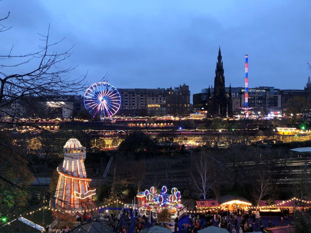 Kerstmarkt in Edinburgh