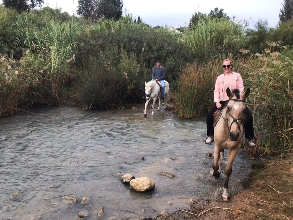 Paardrijden bij Fuego Blanco in Alora, omgeving Malaga