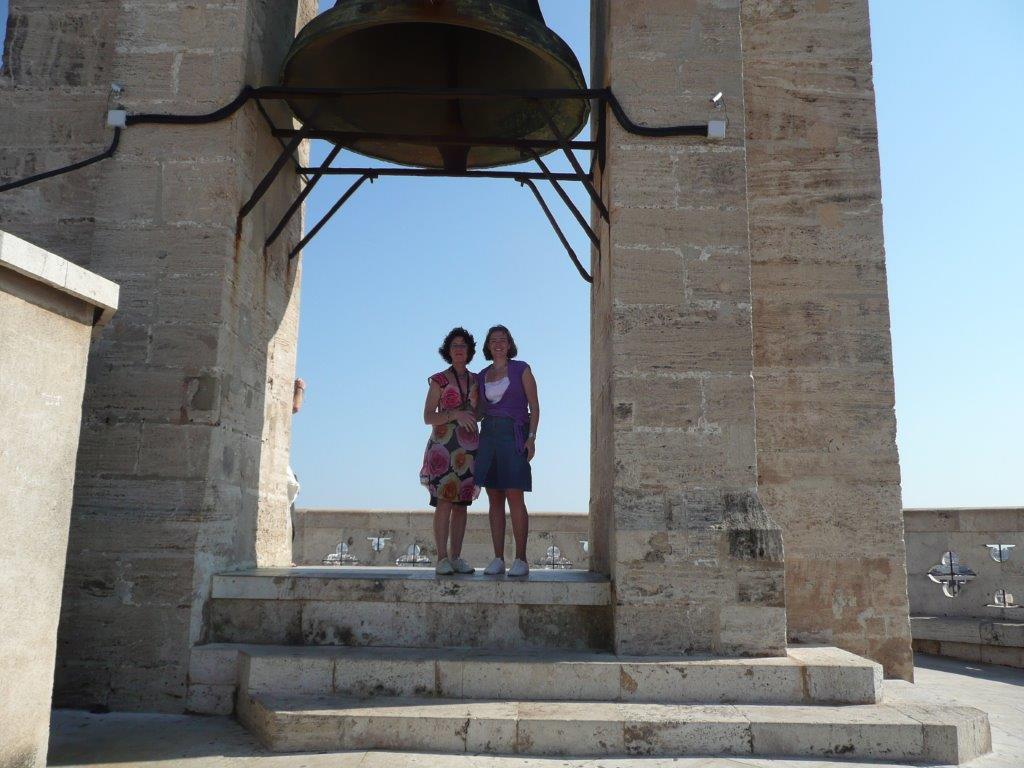 Bovenop de klokkentoren van El Micalet in 2008