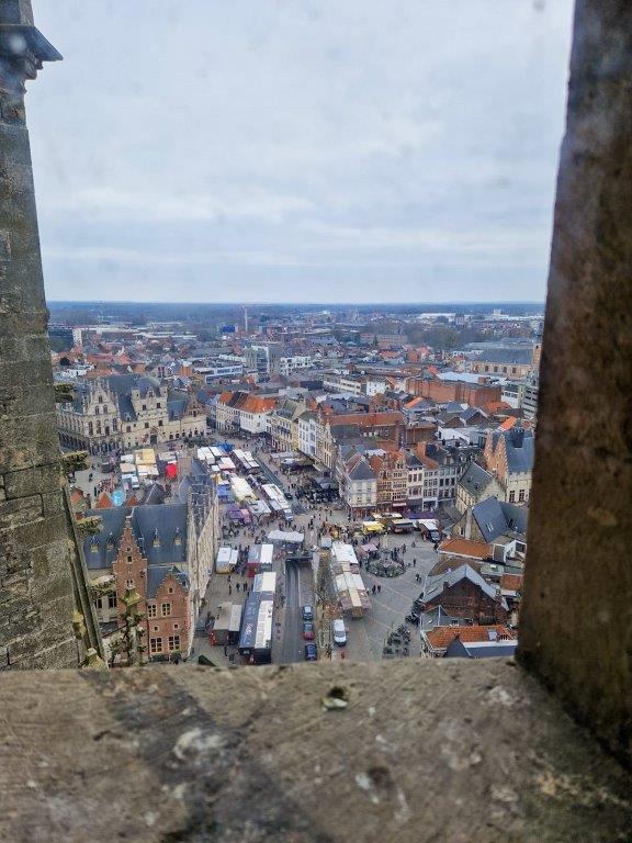 Uitzicht vanuit de Sint Romboutstoren over Mechelen
