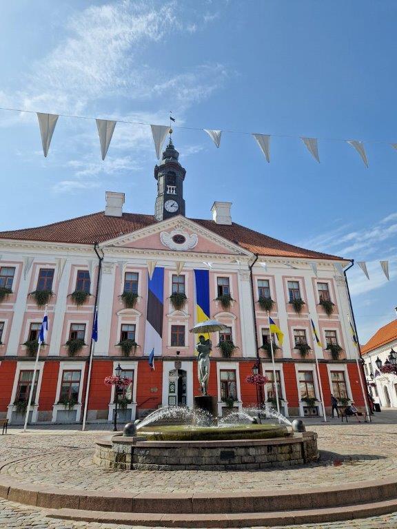 Stadhuis in Tartu Europese culturele hoofdstad 2024
