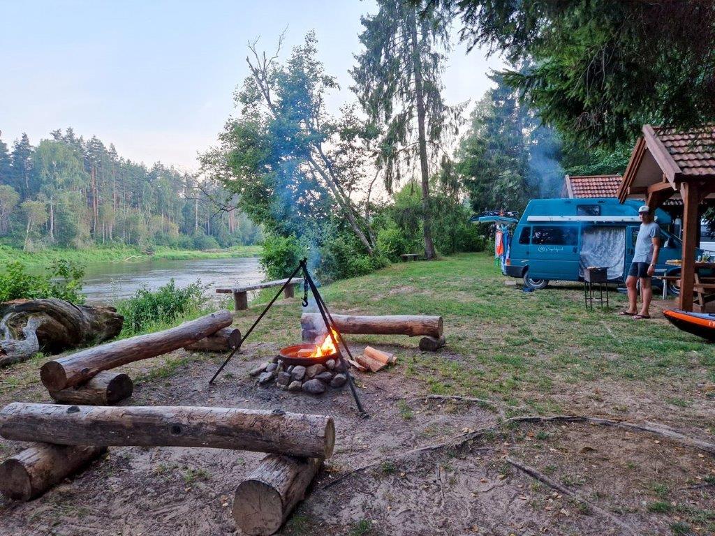 Campings en camperplaatsen in de Baltische landen Jaunzagari in Nationaal Park Gauja in Letland