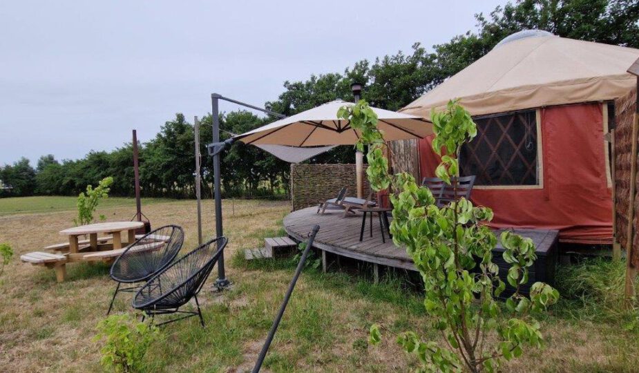yurt met hottub in Noord-Holland