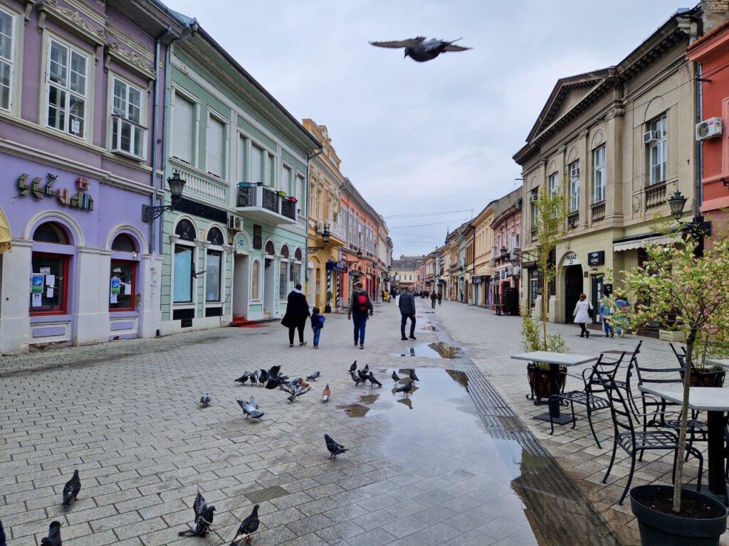 Straat in Novi Sad Servië als vakantieland
