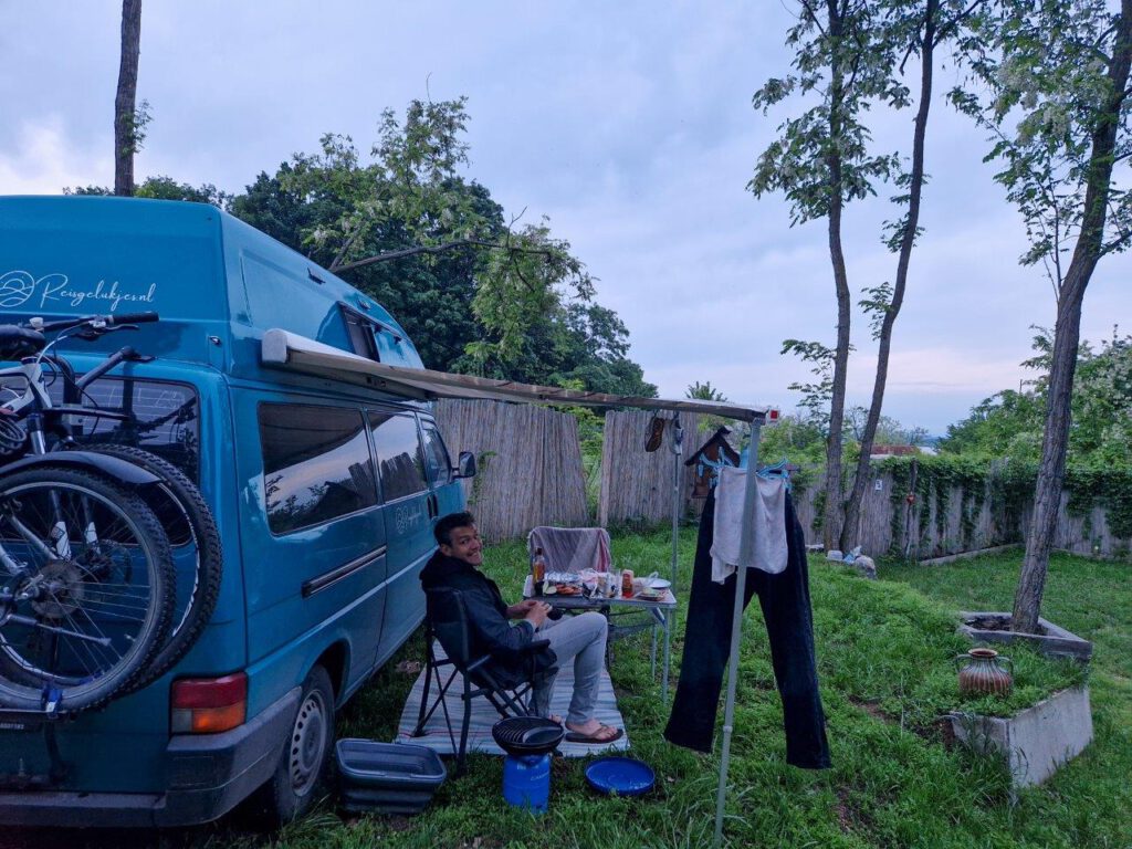 camping St. Monkranjac in Servië aan de Donau met camper