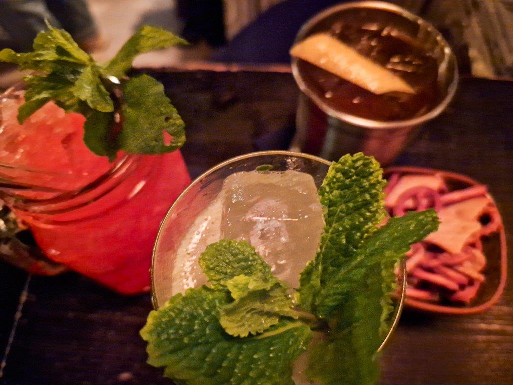 Cocktails bij DRY bar Aachen