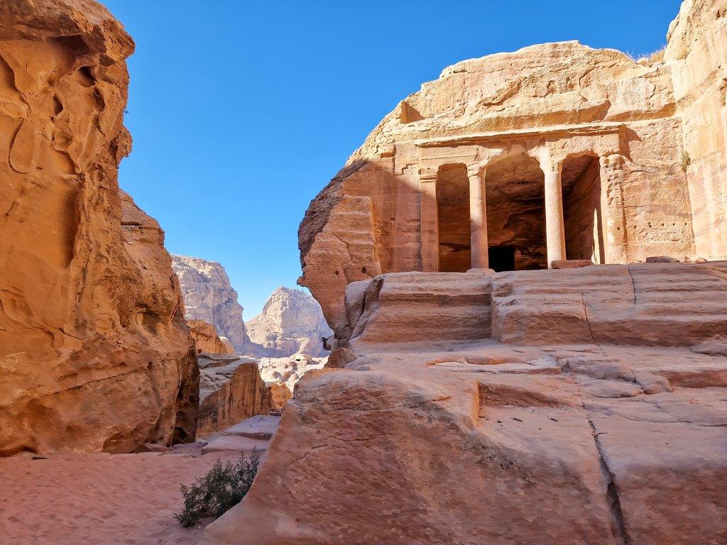 Hike Petra Jordanië high place of Sacrifice naar Qasr al-Bint