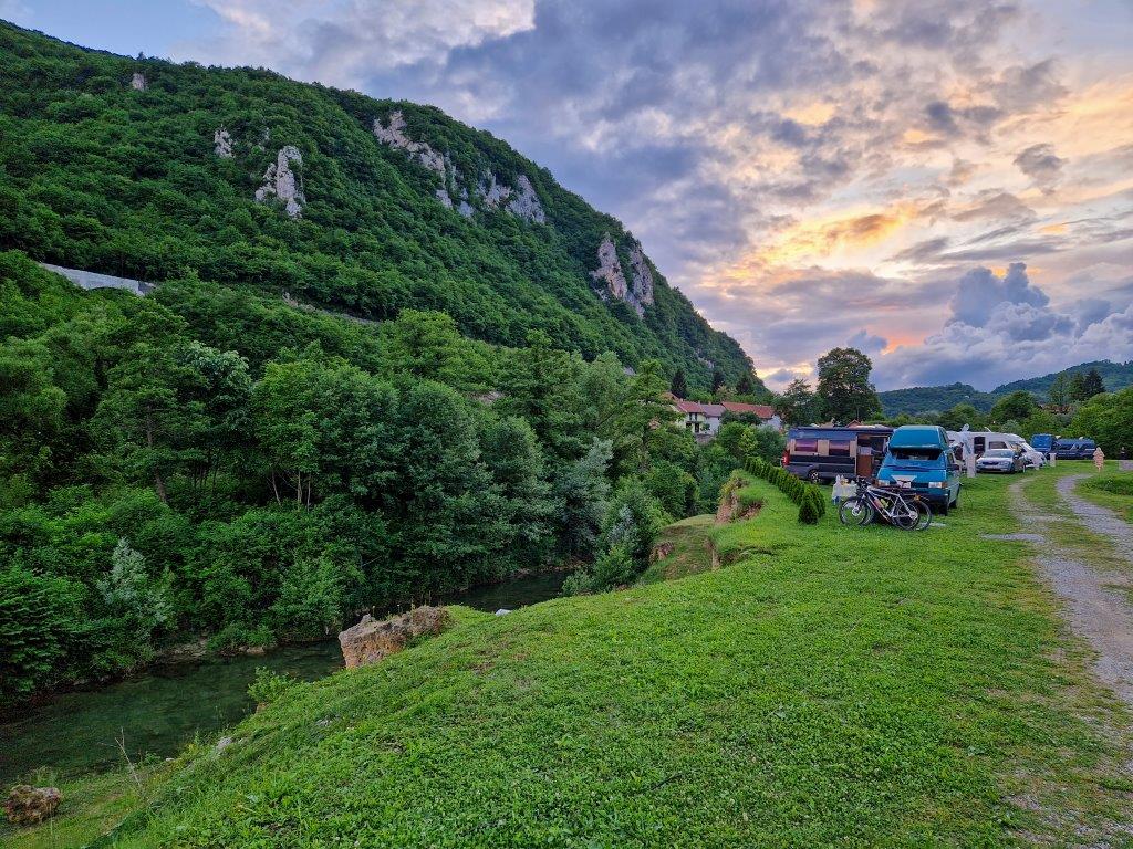 camperplaats van Jajce Youth Hostel in Bosnië