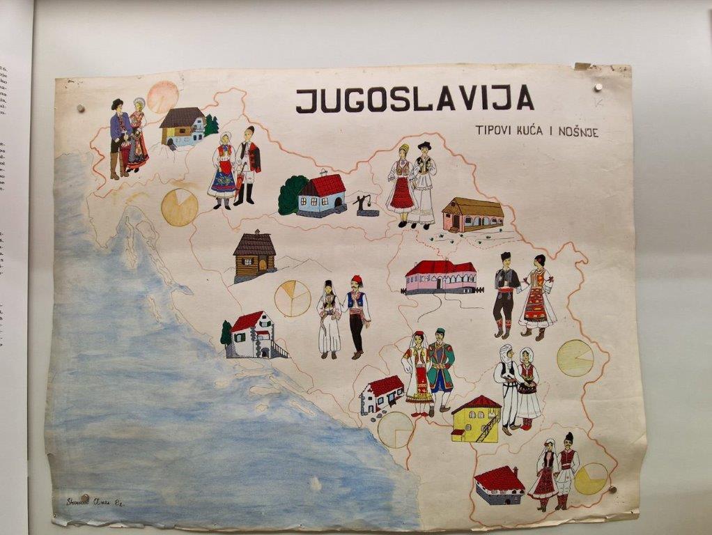 Kaart van de verdeling van volkeren over Yoegoslavië in het Yoegoslavië museum