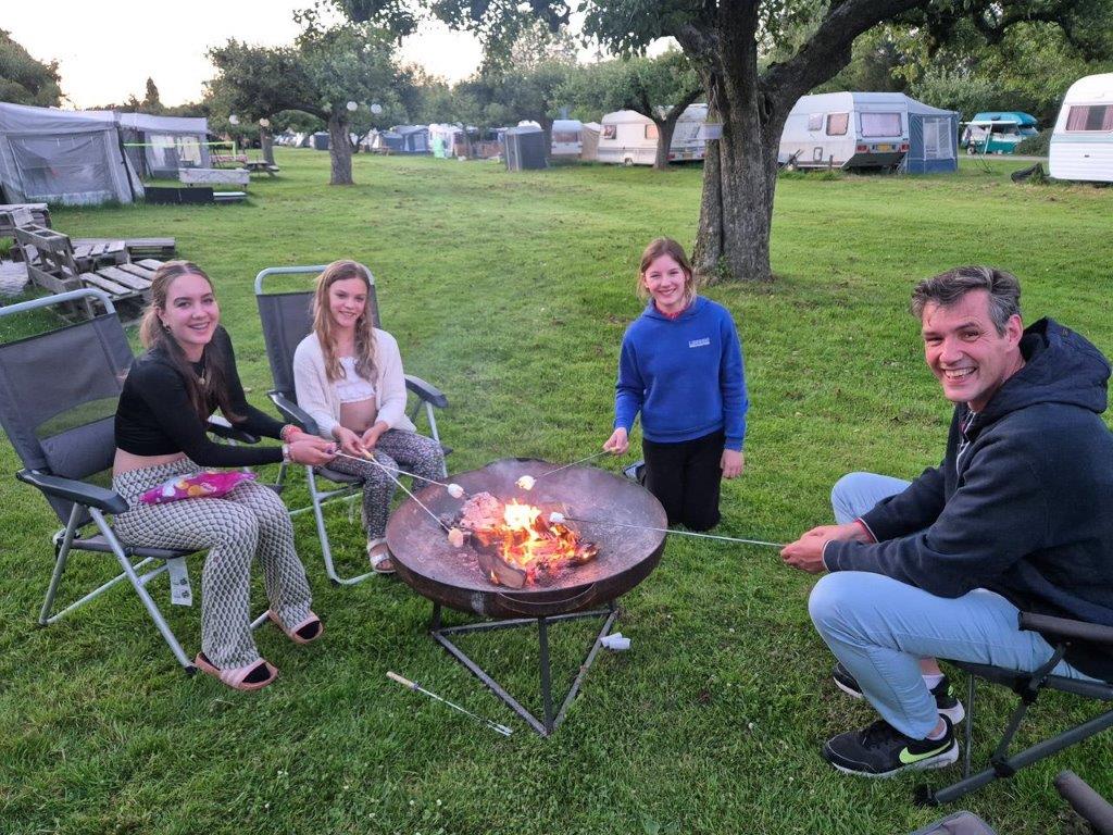 Camping kampvuur Buitengoed De Boomgaard Utrecht