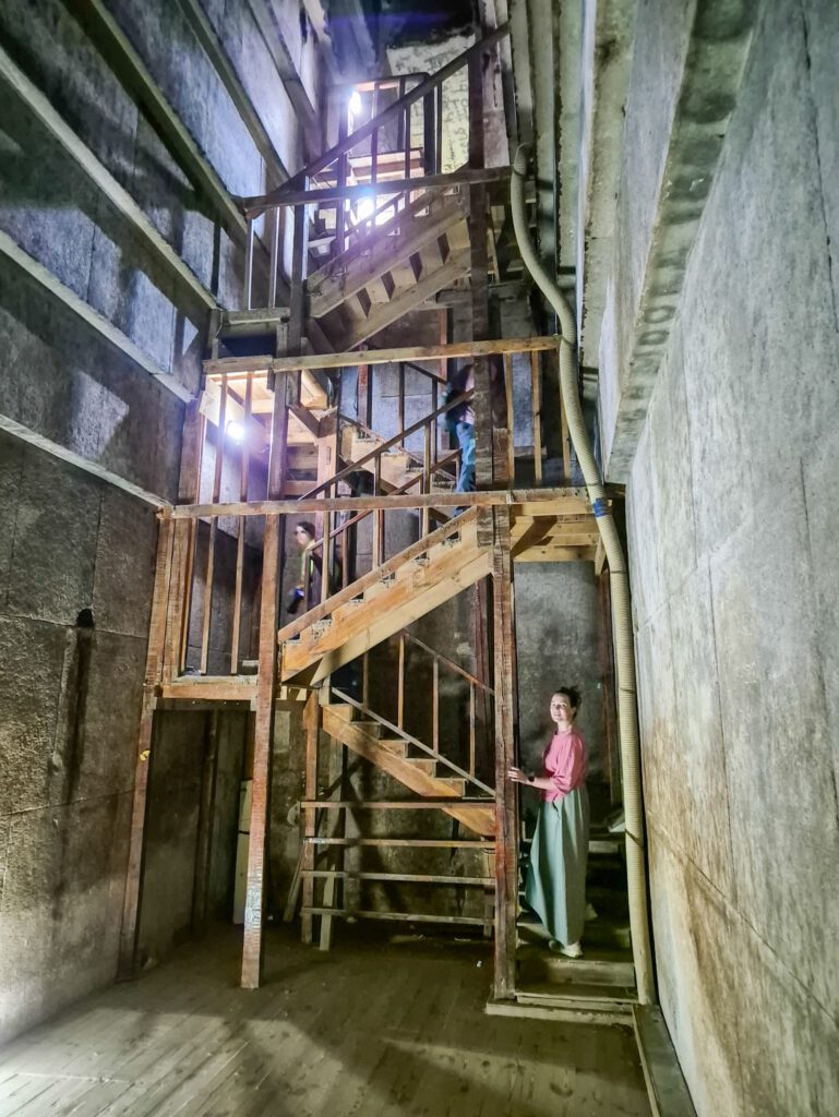 Trap in de rode piramide tijdens een rondreis van 9 dagen door Egypte